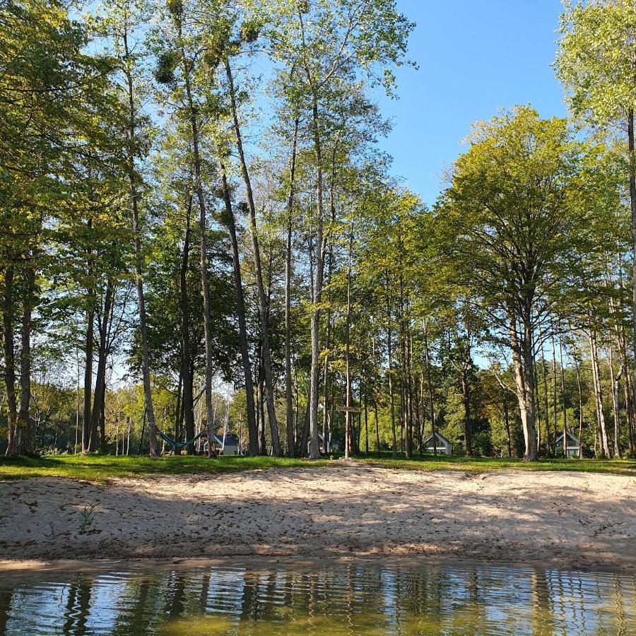 Bujanie W Sitowiu Ferienhaus Wyszowate